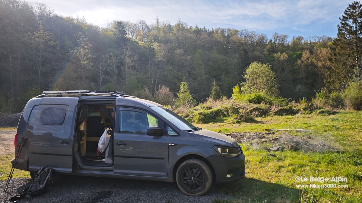 The van parked at Friday night's spot, first coffee of Saturday