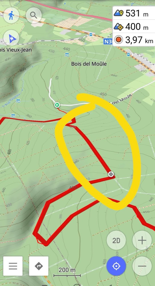 Map of the Bois del Moûle area with the private property passage circled in yellow on the Harre loop