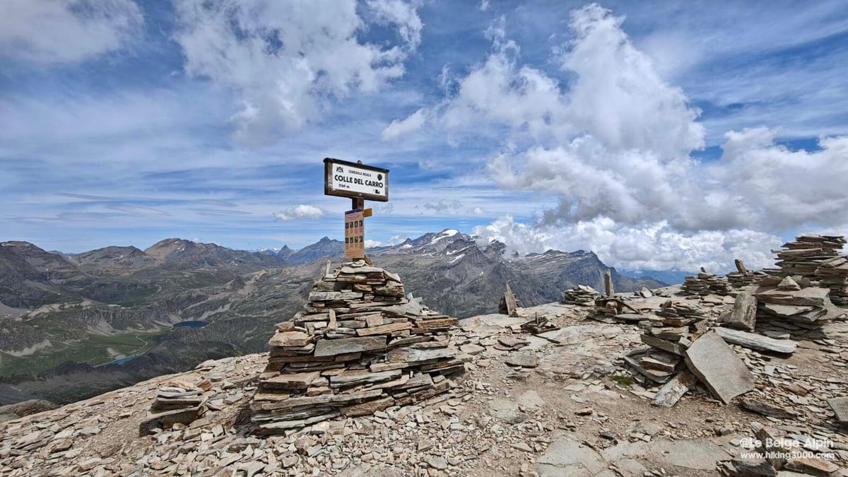 Le panneau italien : Colle del Carro, seuil transfrontalier