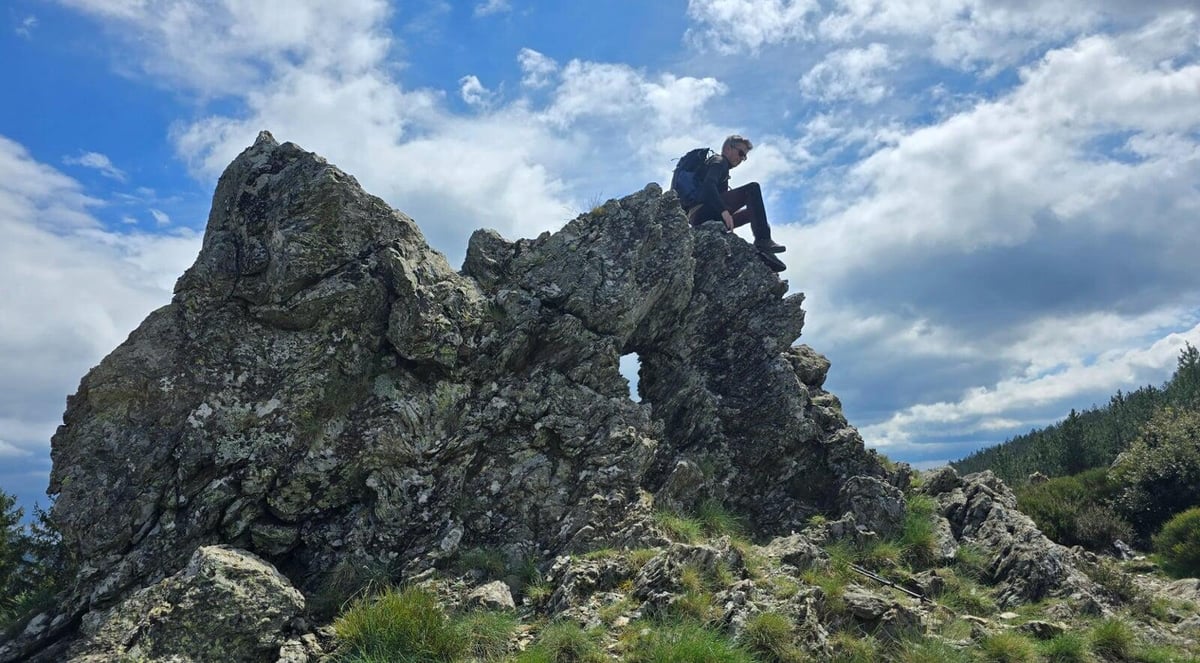 Progression dans les landes cévenoles, sortie de forêt