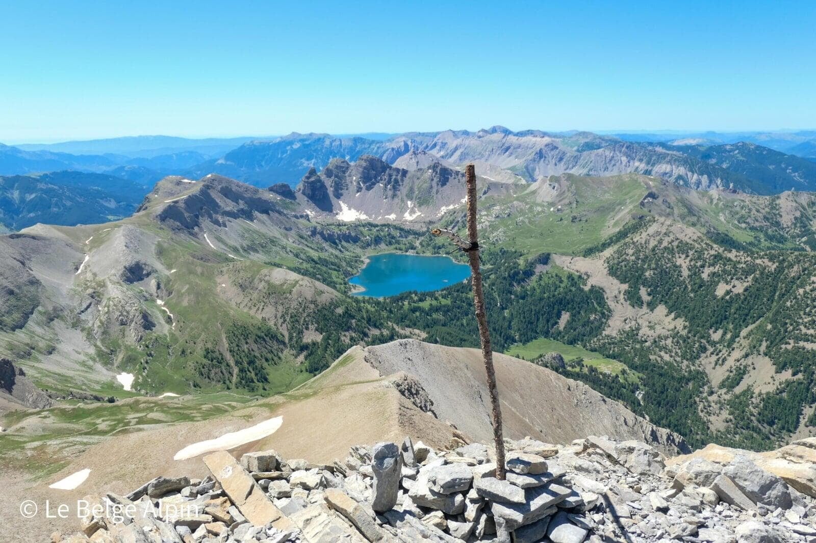 Mont Pelat par le lac d'Allos (Mercantour — 3050m) — hero