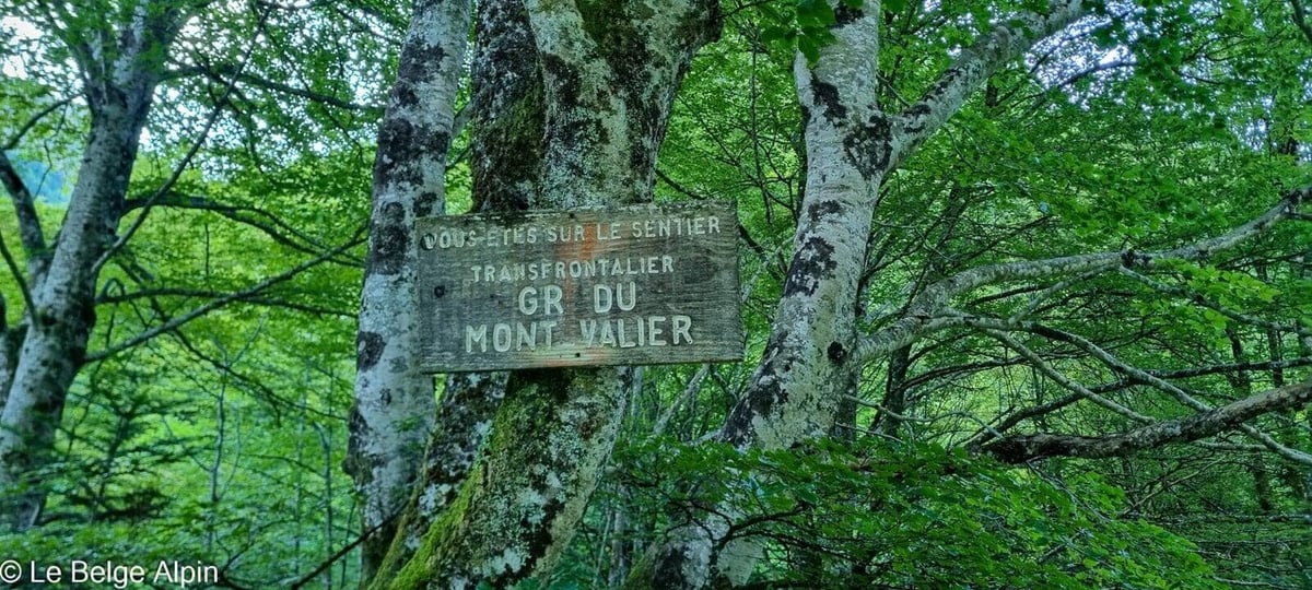 Départ matinal depuis la Maison du Valier, 951 m