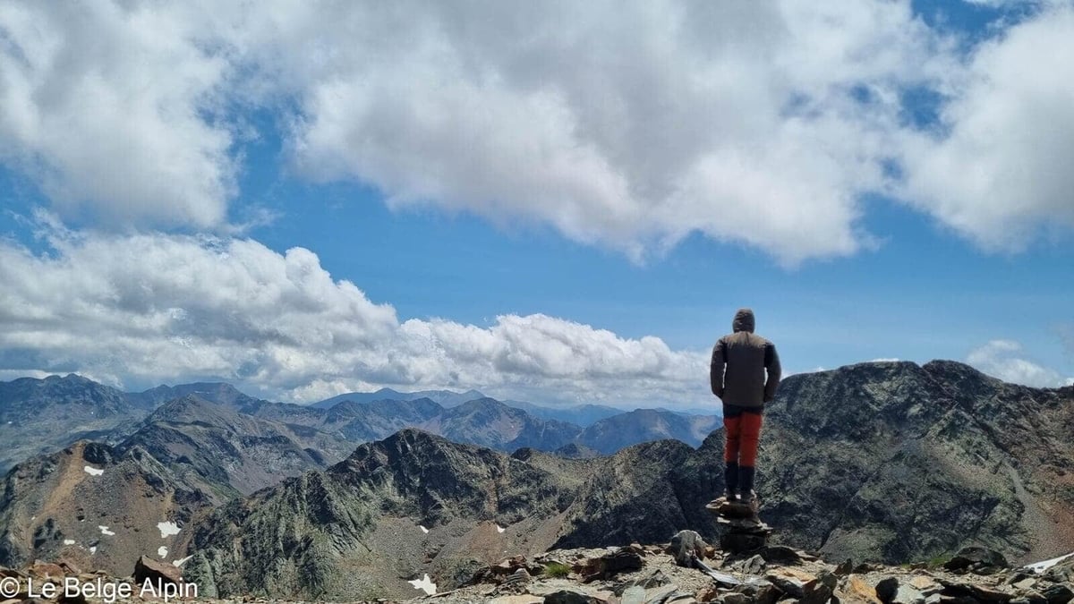 Au Montcalm (3077 m), face à l'Ariège