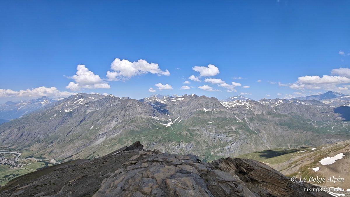Panorama sommital, les sommets de Haute-Maurienne tout autour