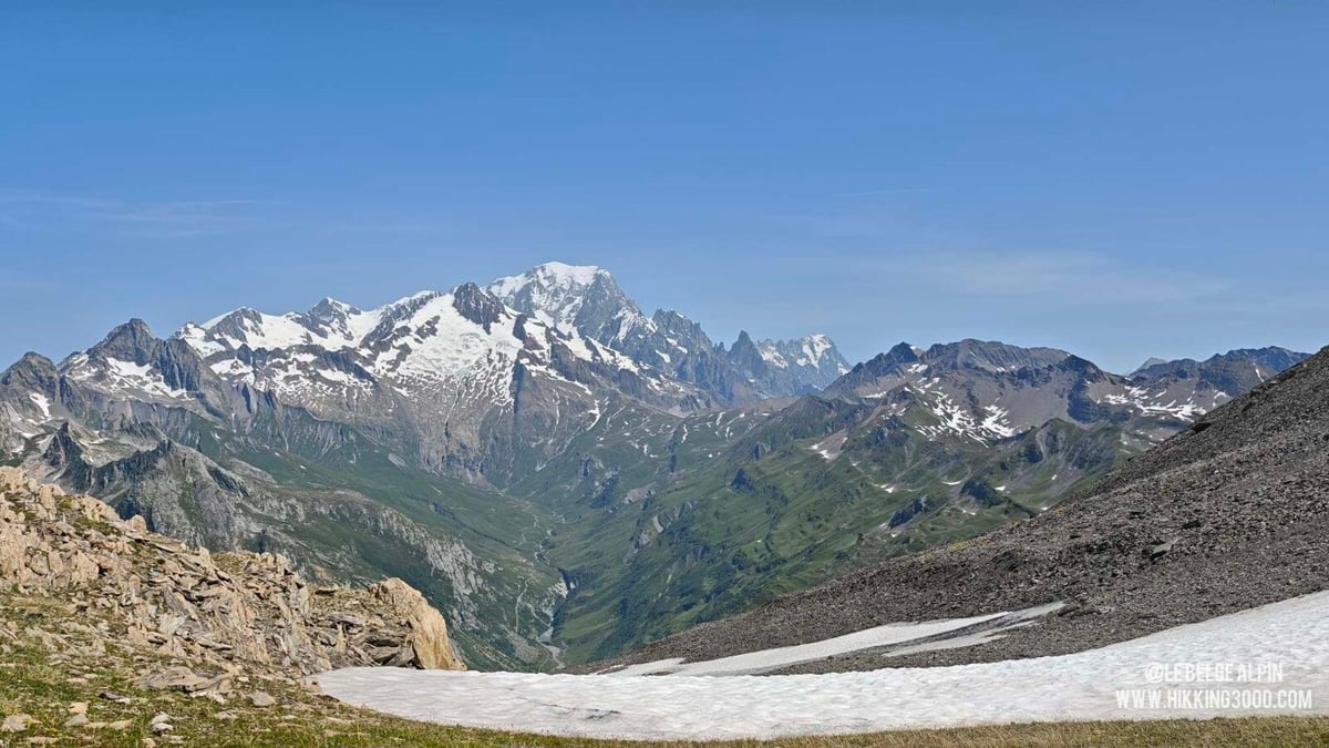 Au col, panorama Mont Blanc plein cadre