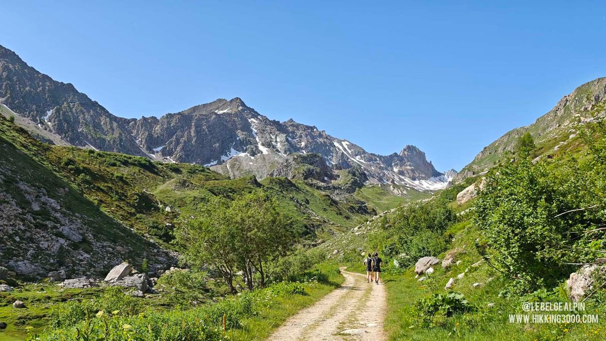 Départ du Cormet, piste large et douce