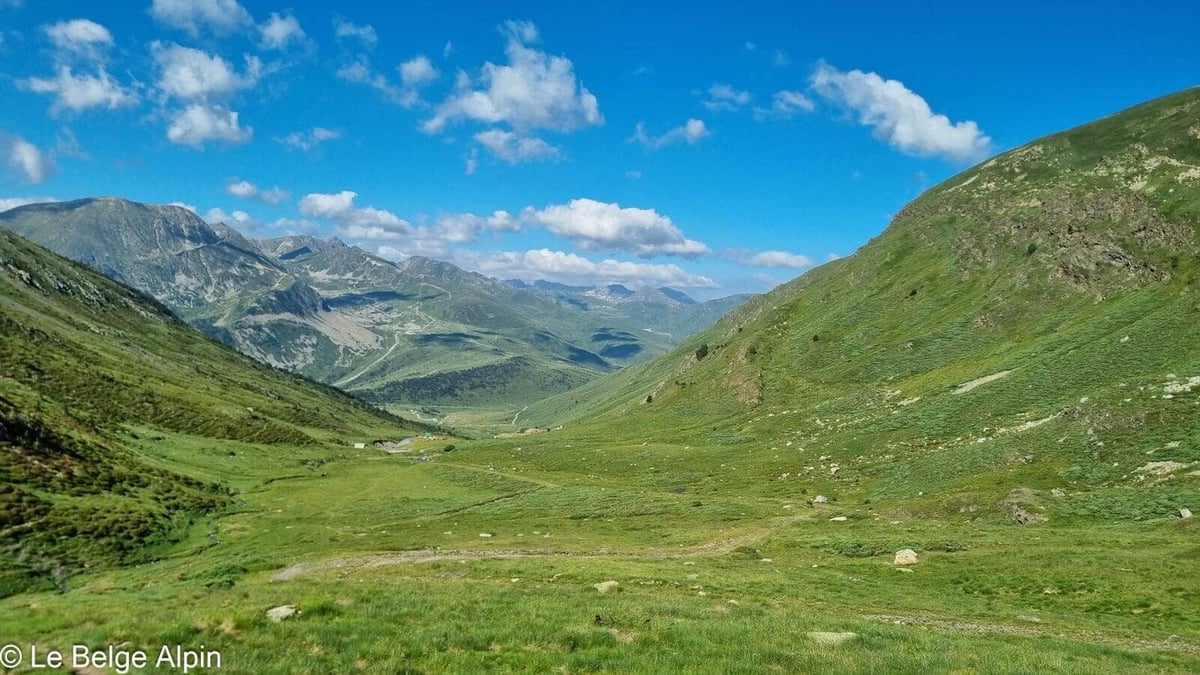 Vallon d'approche, ambiance Cerdagne ouverte